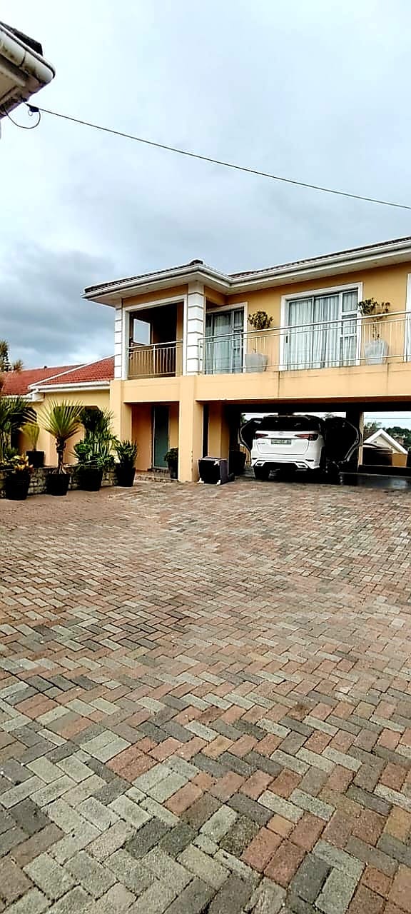 14 Bedroom Property for Sale in Amalinda Eastern Cape